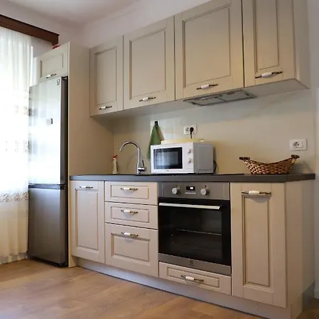 Daniel City Center Apartment Berat Exterior photo